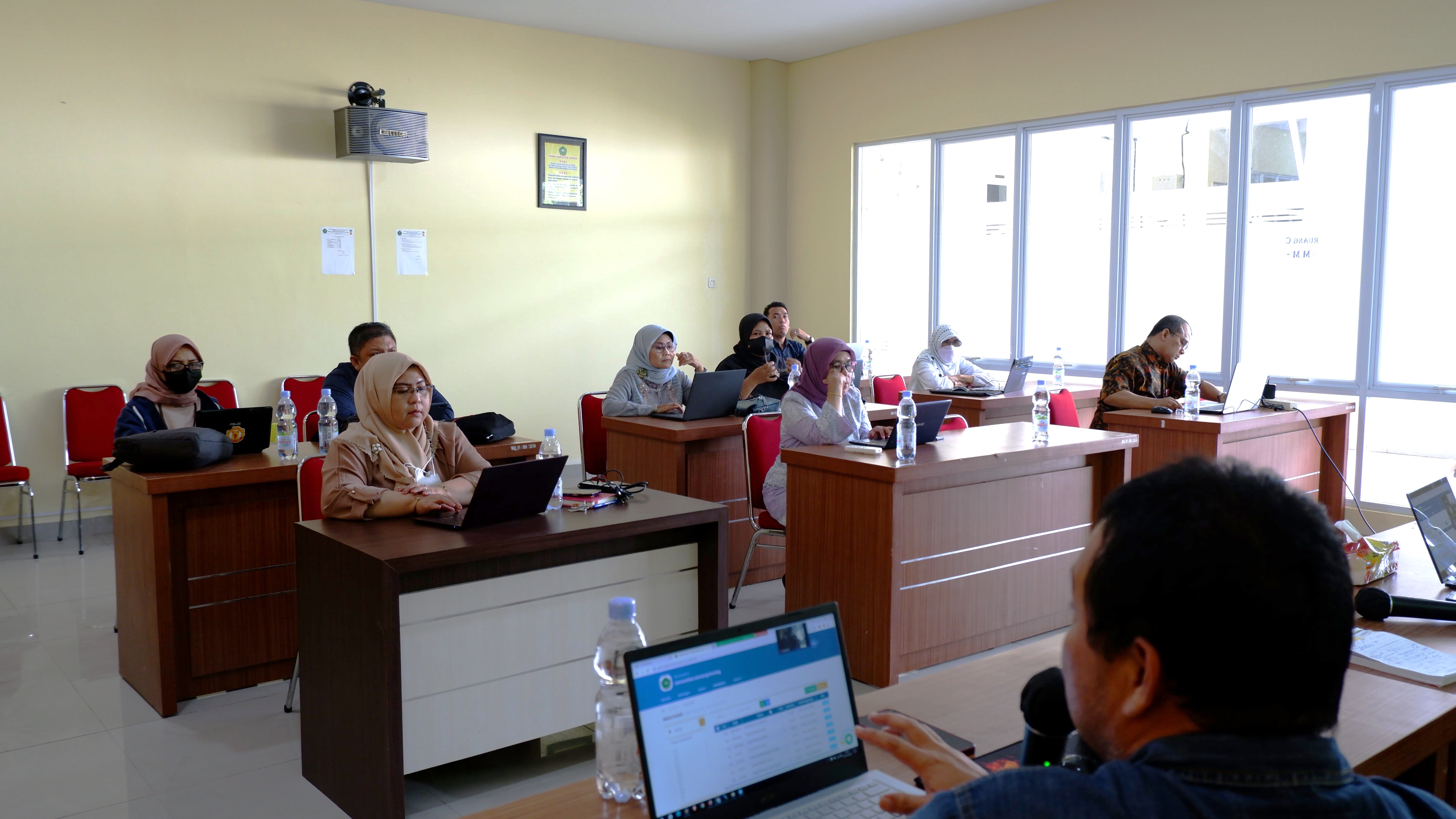 Peningkatan Mutu Dosen, Sekolah Pascasarjana Unilak Gelar Pelatihan EdLink
