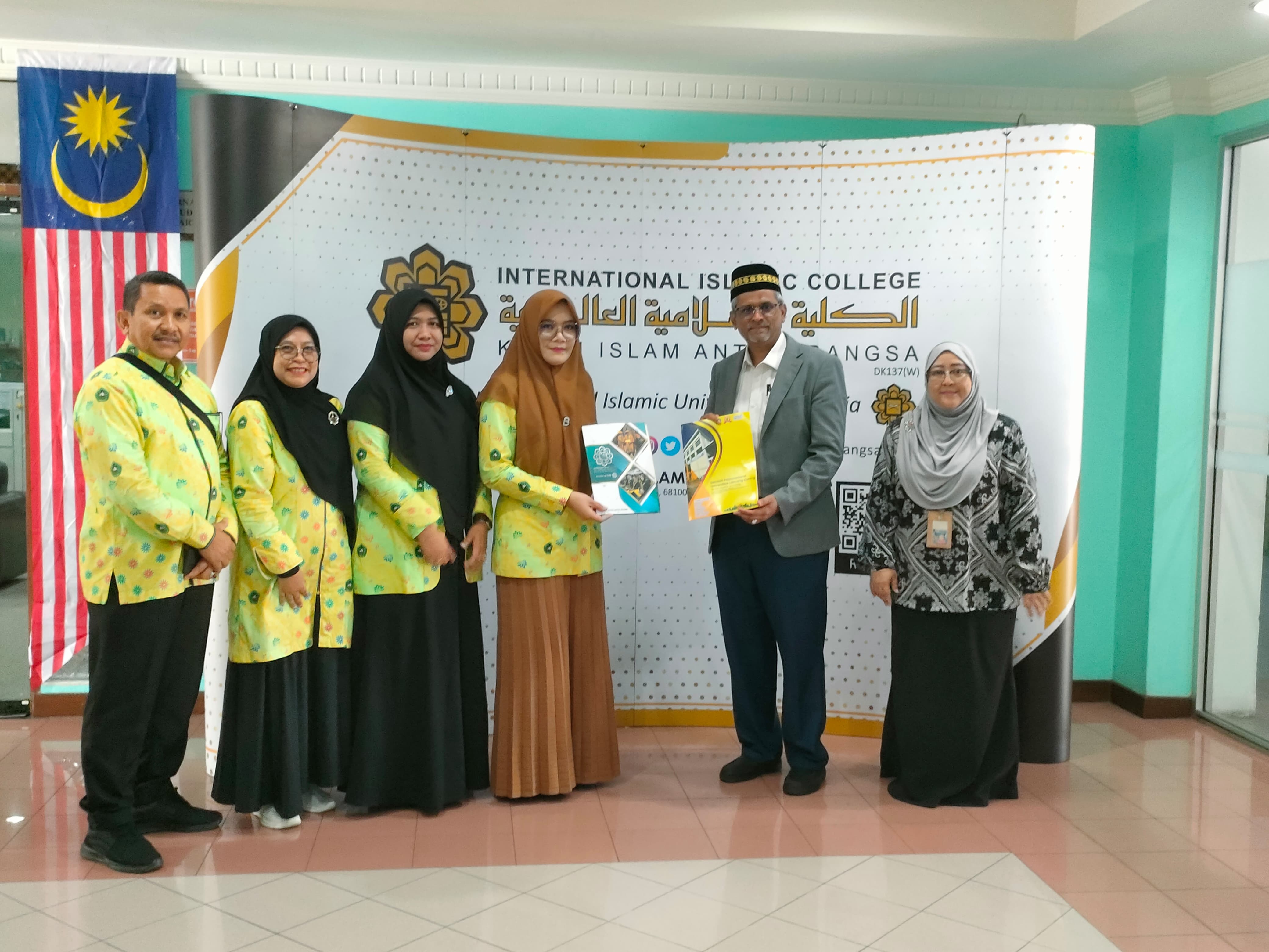 UNILAK Bangun Kolaborasi Internasional bersama International Islamic College Malaysia