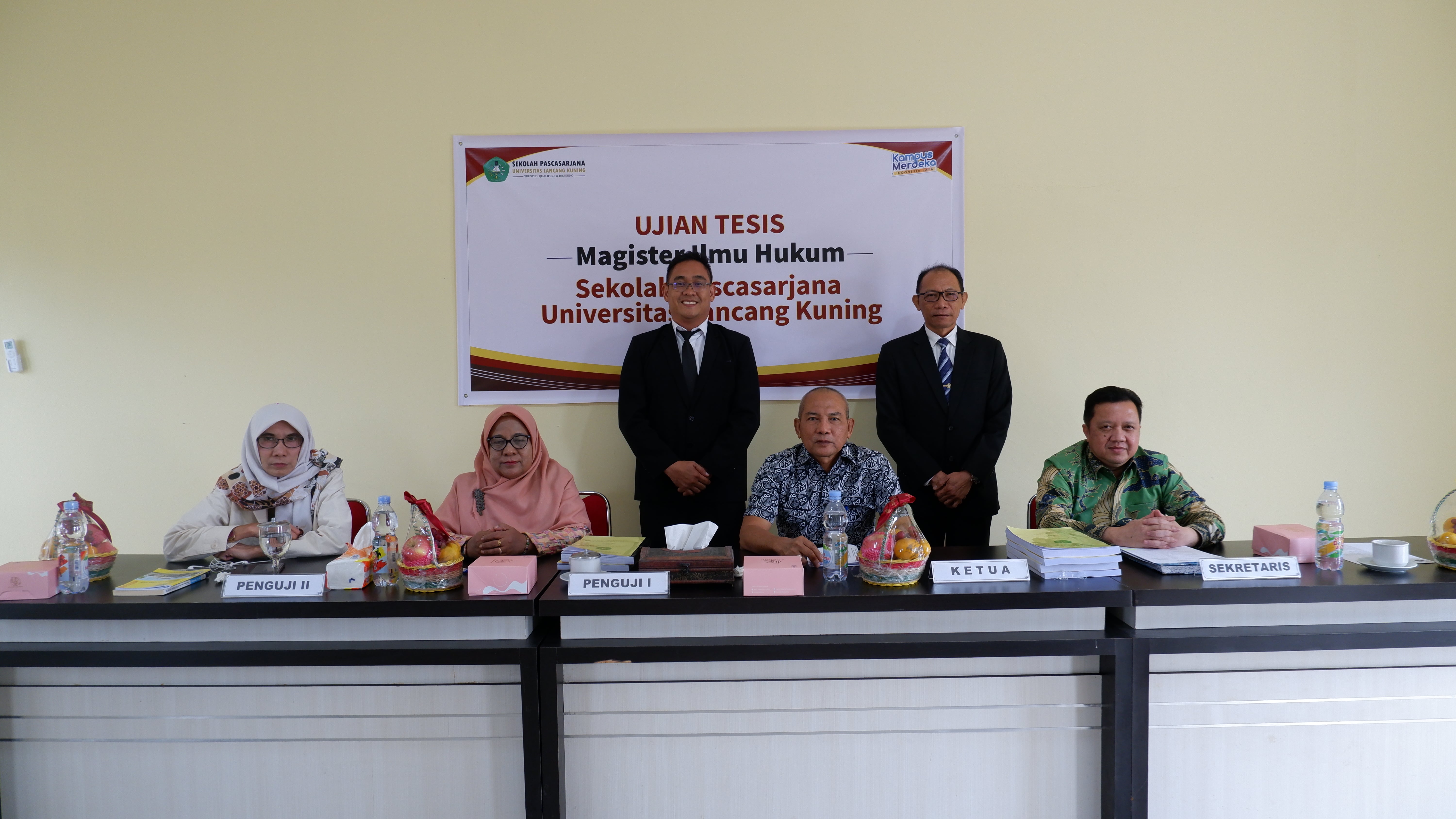 Kepala BNN Provinsi Riau Gelar Ujian Tesis Magister Ilmu Hukum di Sekolah Pascasarjana Unilak
