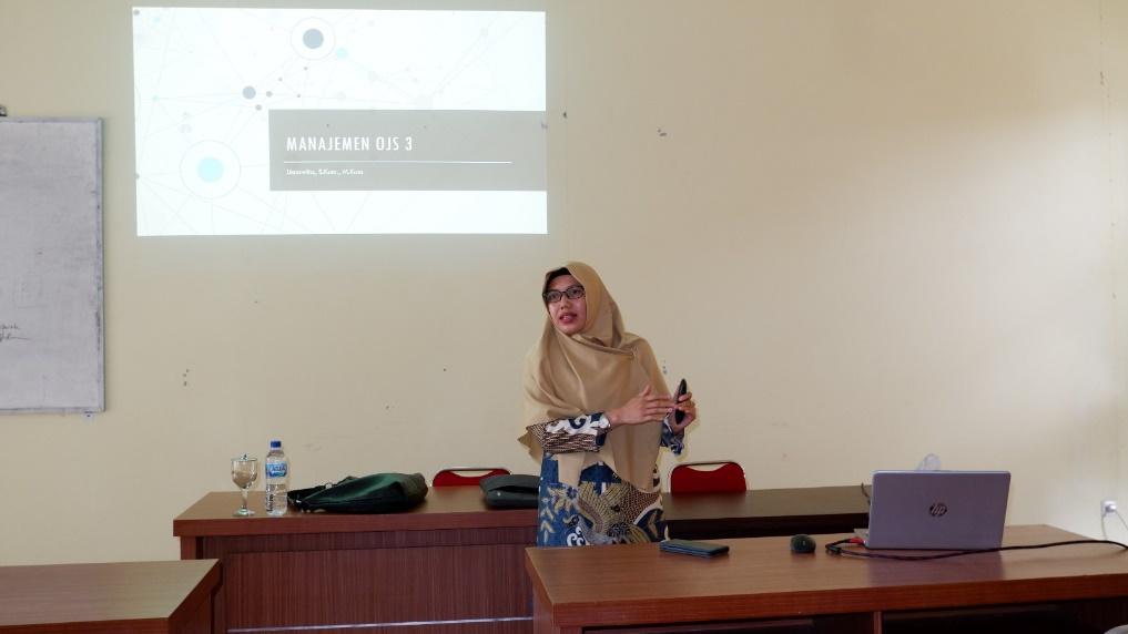 Pelatihan Pengelolaan Jurnal Sekolah Pascasarjana Unilak 2023